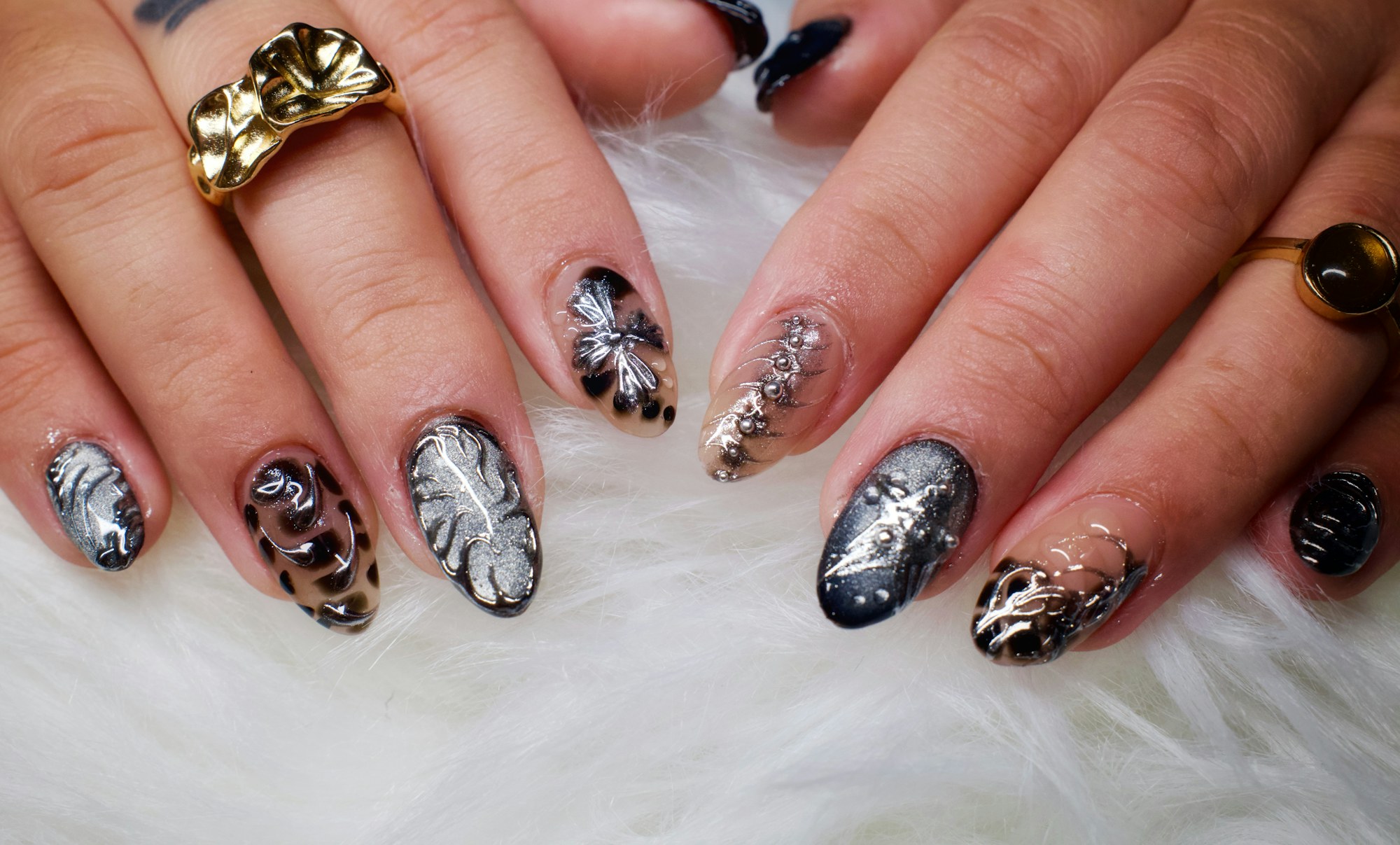 Decorative leopard